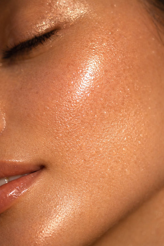 Water Light — Protector solar en sérum SPF 50 PA++++